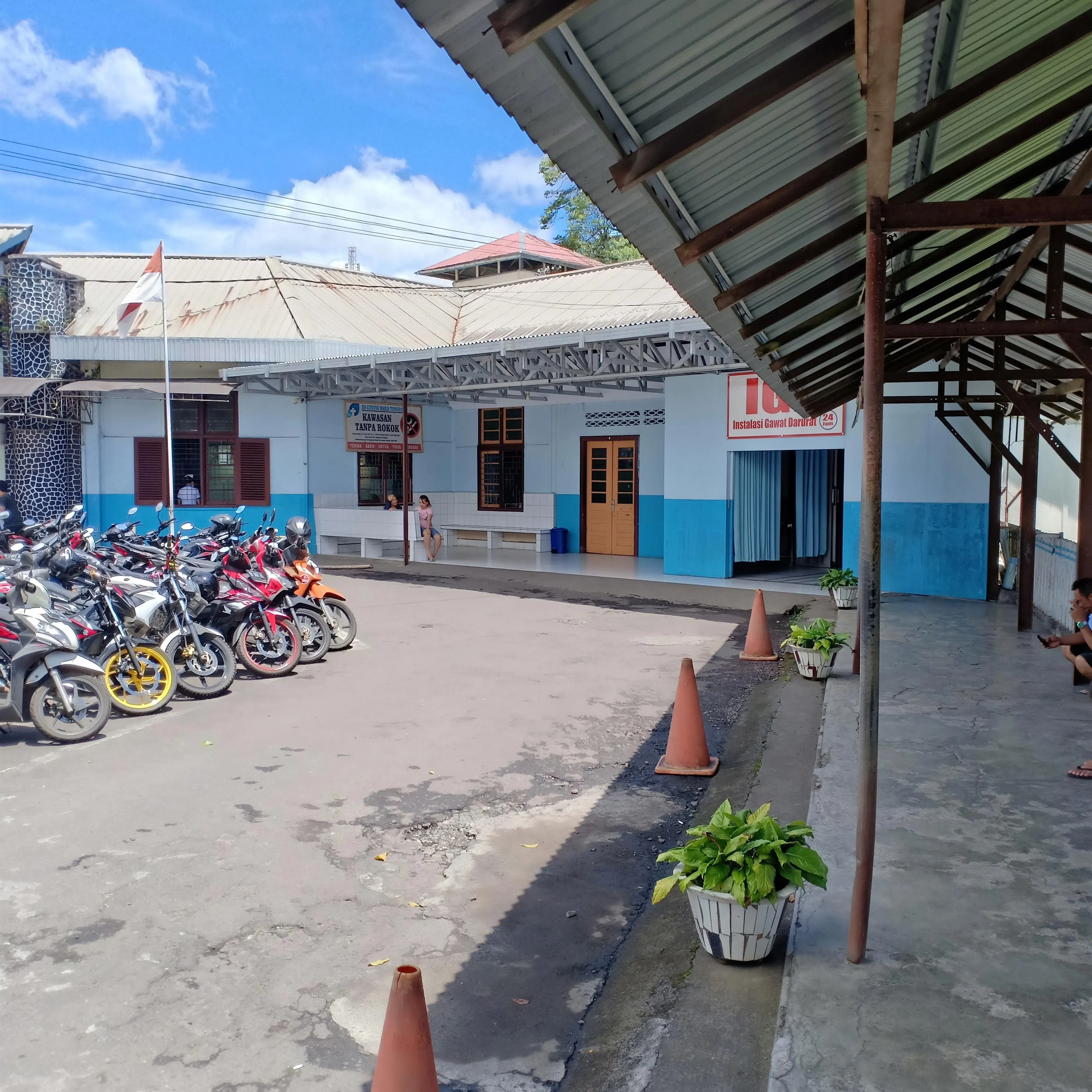 Bangunan Rumah Sakit Gunung Maria 